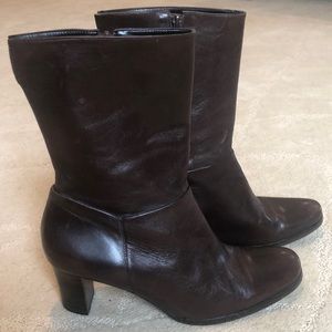 Etienne Aigner brown boots